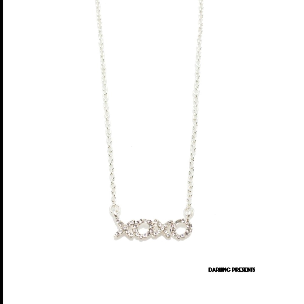 Swarovski Crystals XOXO Necklace Women Color White Gold